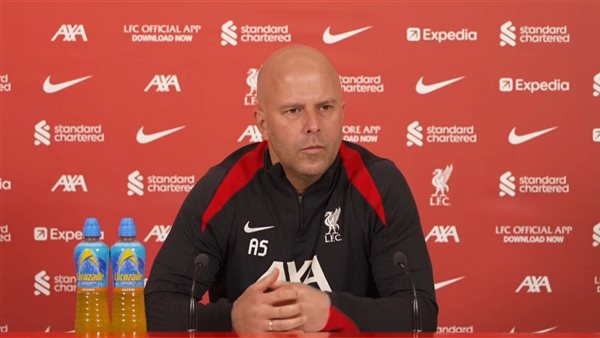 آرني سلوت المدير