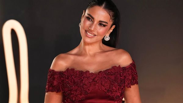 الفنانة درة 