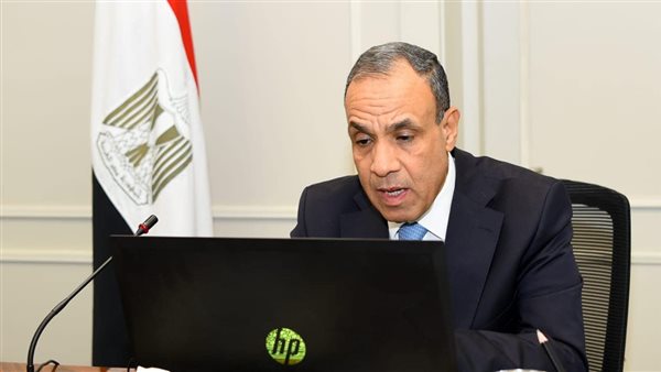 وزير الخارجية بدر