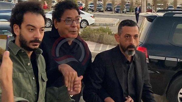 محمد منير في عزاء