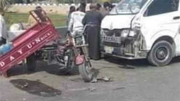 تصادم ميكروباص