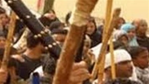 عراك بالشوم