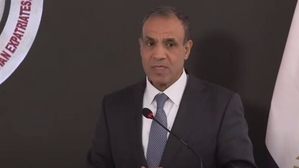 بدر عبد العاطي 