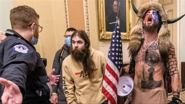 أحداث اقتحام مبنى