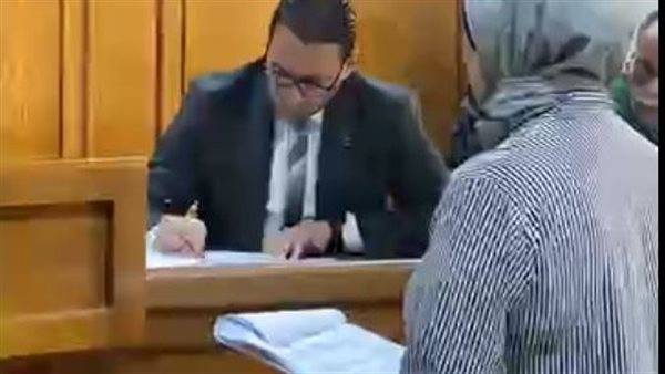 الطبيبة الشرعية