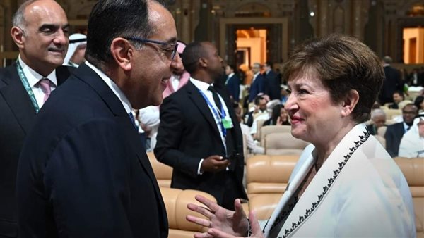 رئيس الوزراء ومديرة