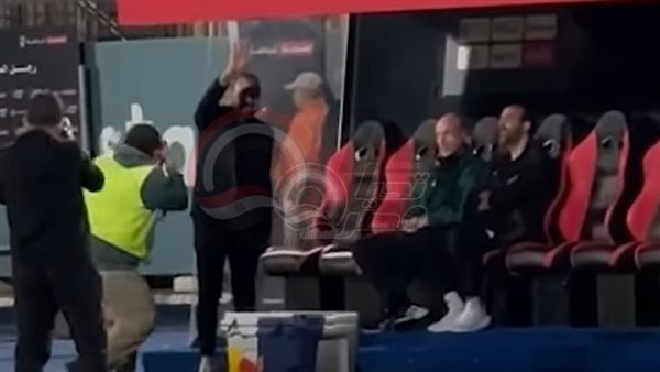 محمد رمضان يرد تحية