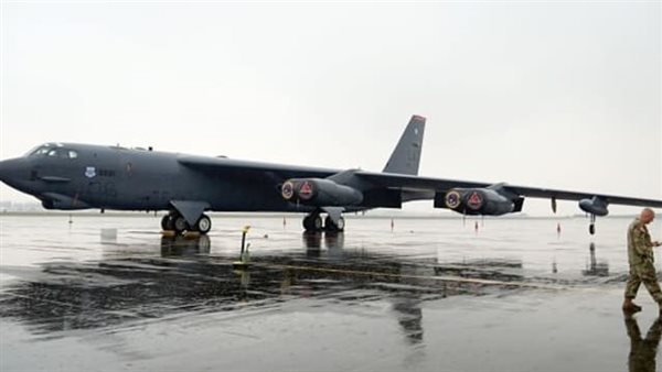 قاذفات بي-52 