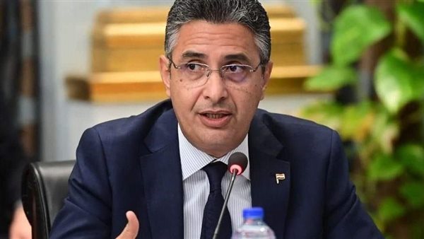 وزير التموين 