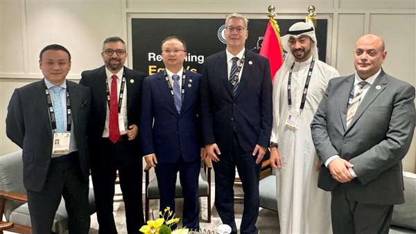 وزير البترول 