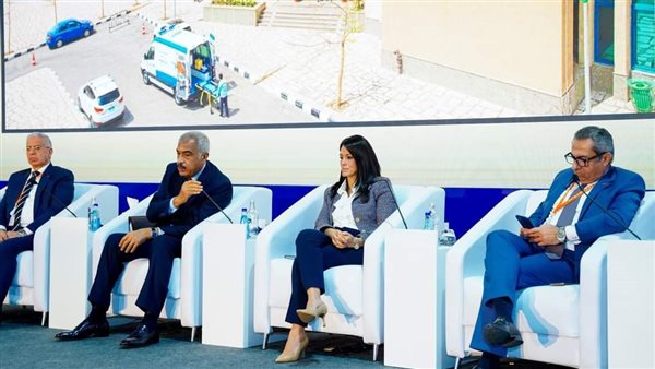 وزيرة التخطيط 