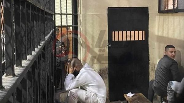 صاحب محل العصائر