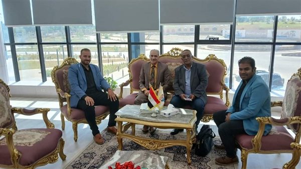 مناقشة سبل التعاون