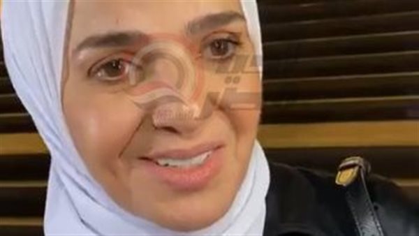 منى عبد الغني 