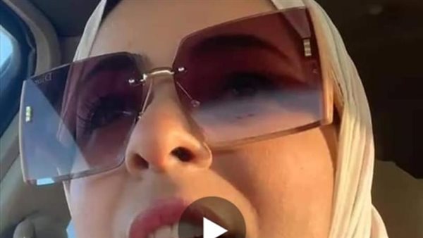 طبيبة النساء