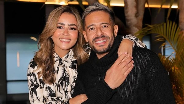 محمد حماقي وزوجته