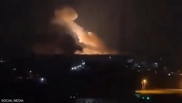 قصف أميركي بريطاني