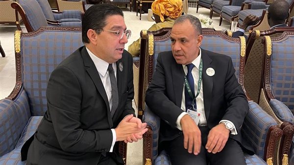 وزير الخارجية بدر