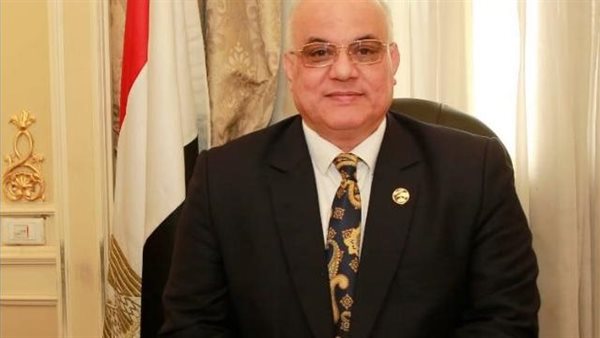 النائب عزيز سابق،