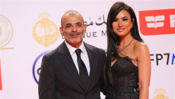 أيمن بهجت قمر 