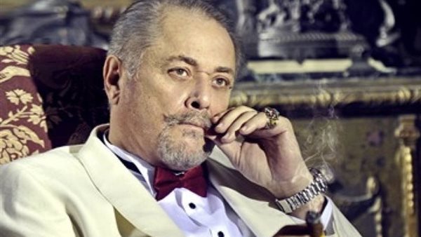 محمود عبد العزيز