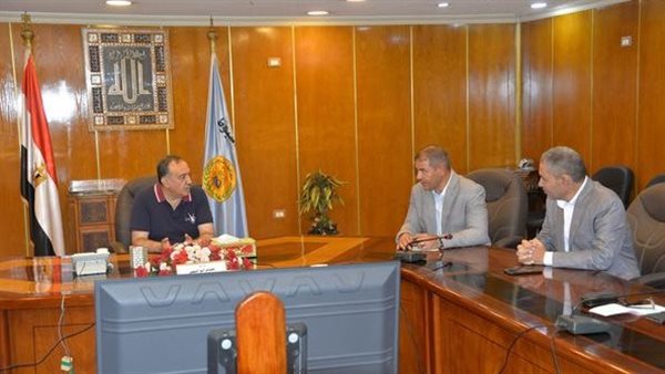 محافظ أسيوط