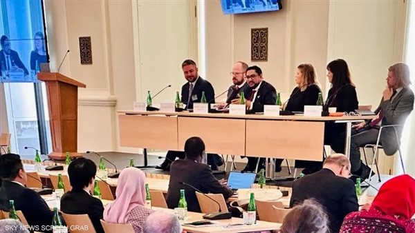 من الجلسة الافتتاحية