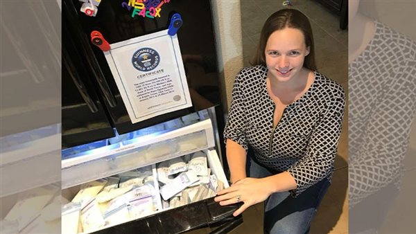 أم تتبرع بحليب الثدي