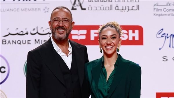 أشرف عبد الباقي وابنته