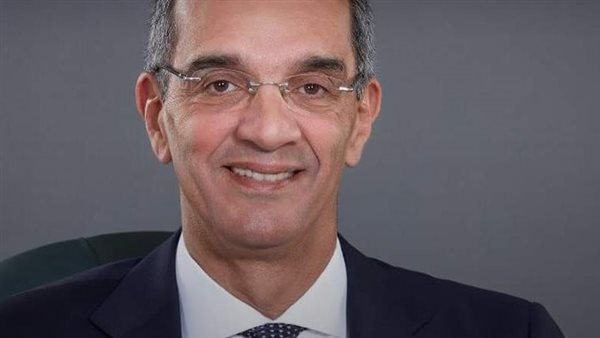 وزير الاتصالات 