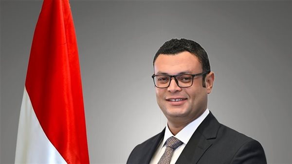 وزير الإسكان 