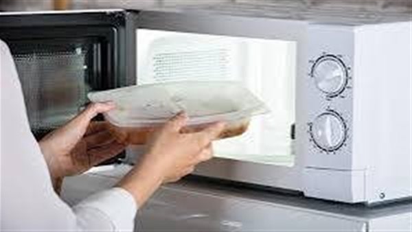 تسخين الأكل في الميكروويف