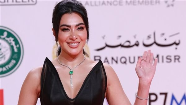 ميرهان حسين 