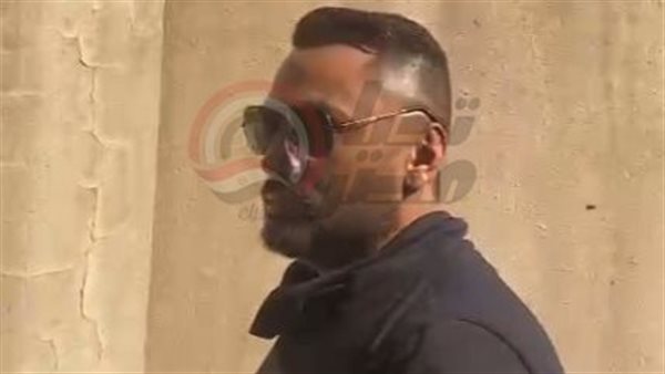 تامر حسني في جنازة