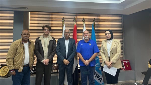 مندوب الاتحاد الفرنسي