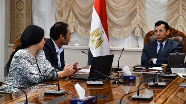 اشرف صبحي وزير الشباب