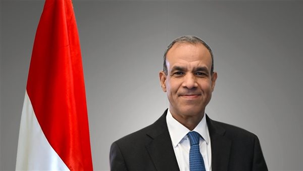 بدر عبد العاطي 