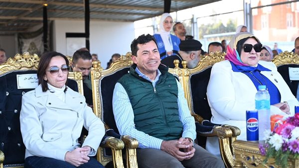 وزير الشباب والرياضة