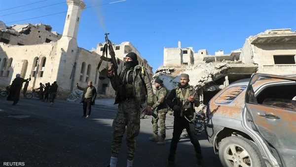 مقاتلون من فصائل