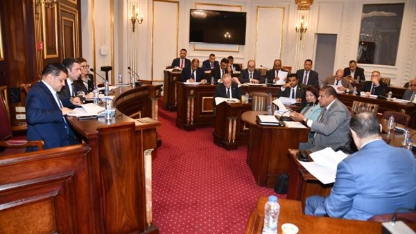 لجنة الصناعة بمجلس