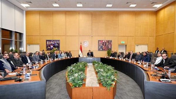 وزير الإسكان 