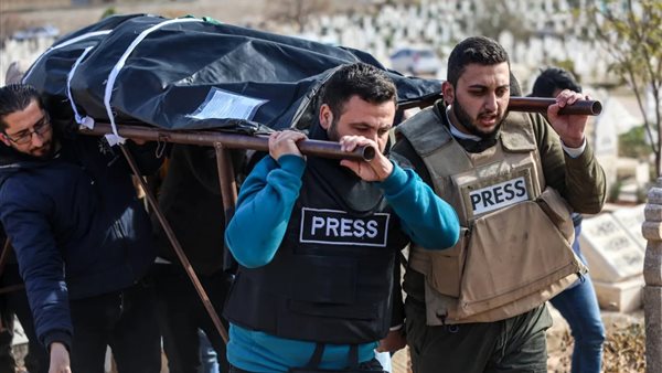 أكثر من 700 قتيل