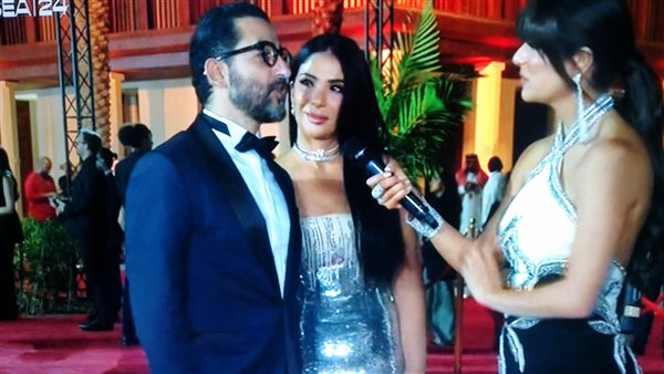 أحمد حلمي ومنى زكي