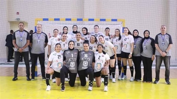  القومي للمرأة يهنىء