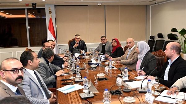 وزير الإسكان 