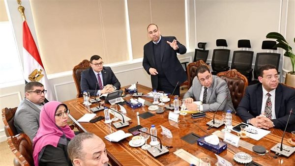 وزير الإسكان 