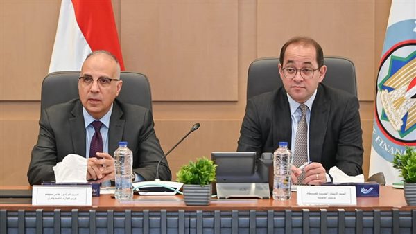 وزيرا المالية والري