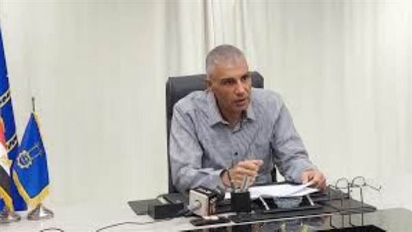 محافظ أسوان اللواء