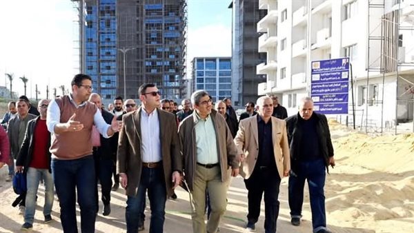 وزير الإسكان 