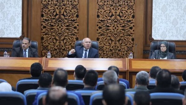 وزير الصناعة والنقل